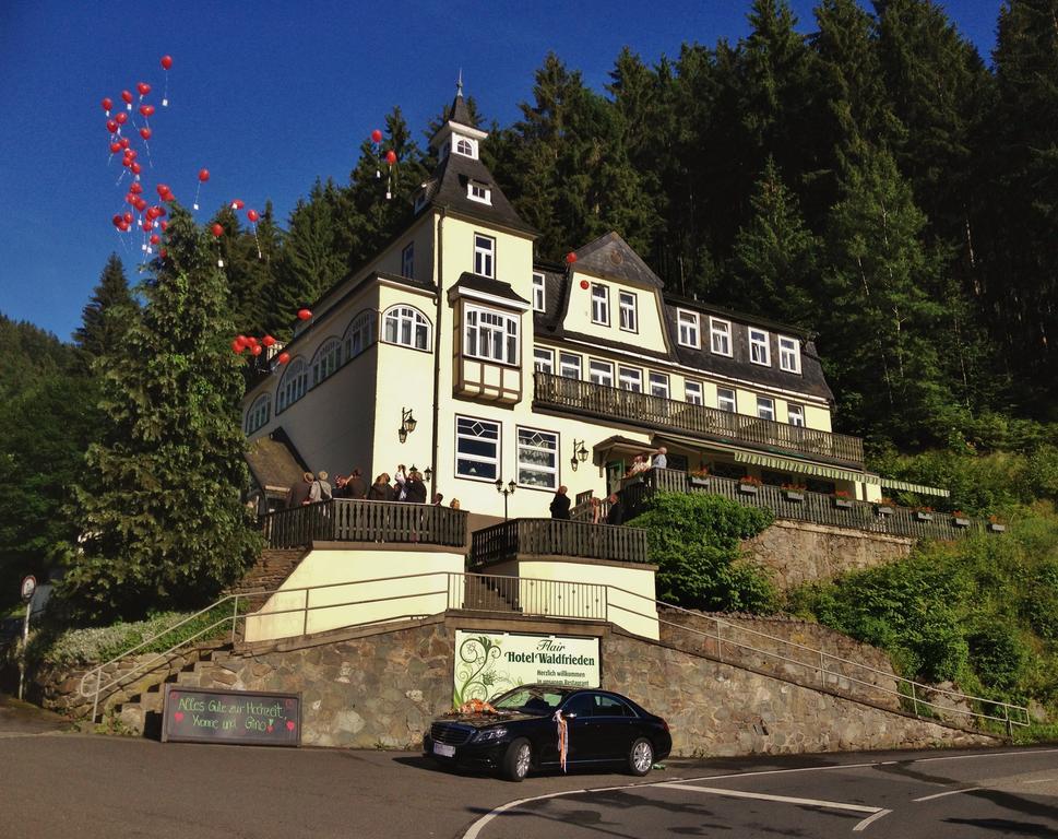Flair-Hotel Waldfrieden Schwarzatal ภายนอก รูปภาพ
