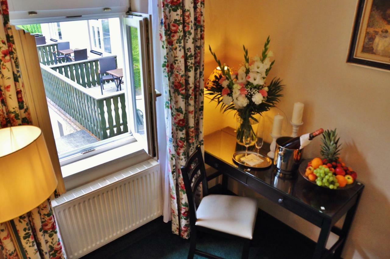 Flair-Hotel Waldfrieden Schwarzatal ภายนอก รูปภาพ