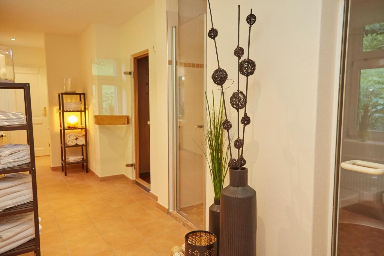 Flair-Hotel Waldfrieden Schwarzatal ภายนอก รูปภาพ